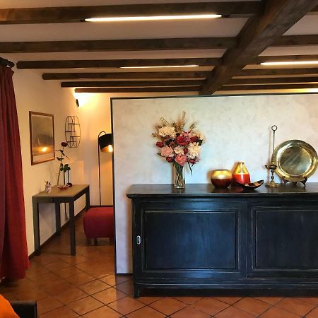 Il Giardino Segreto Apartment Carbognano Luaran gambar