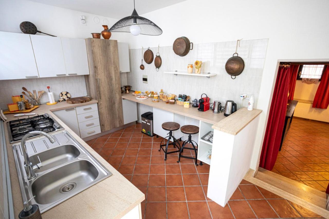 Il Giardino Segreto Apartment Carbognano Luaran gambar