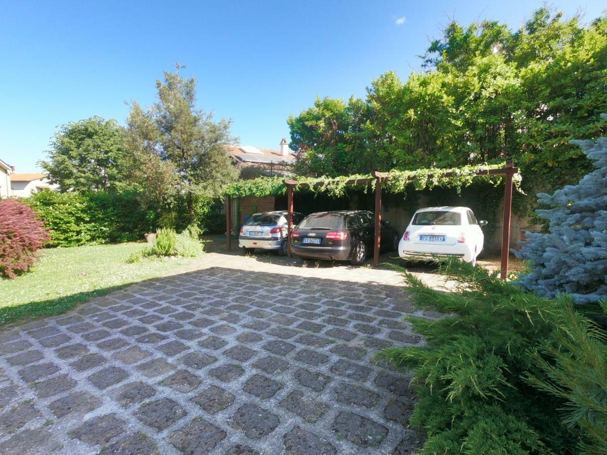 Il Giardino Segreto Apartment Carbognano Luaran gambar